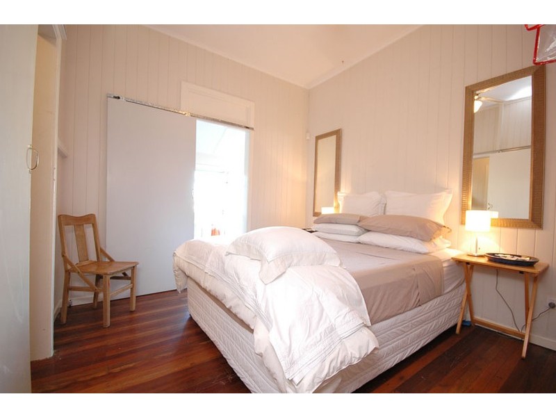 140 Kennigo Street, Spring Hill QLD 4000