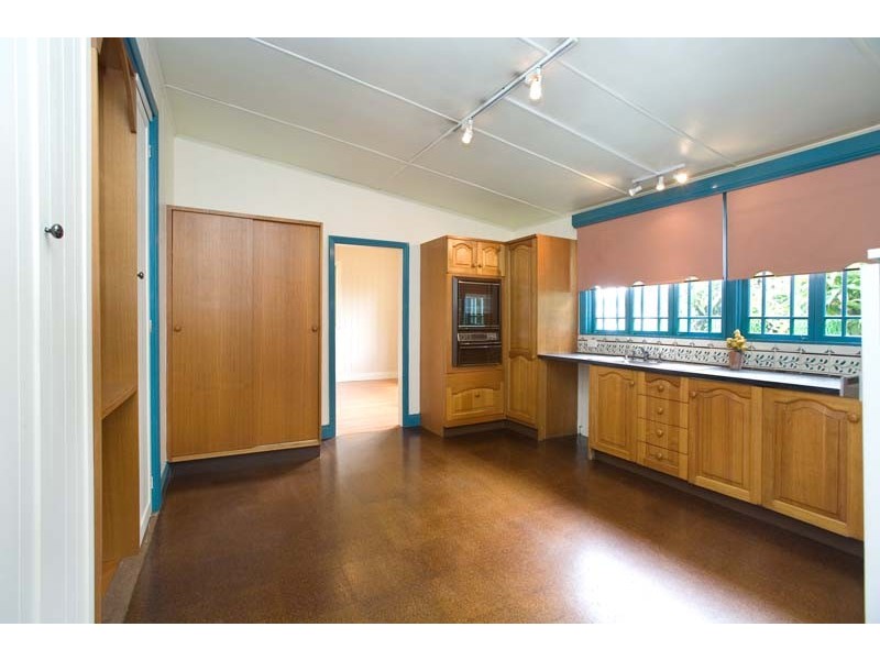 97  Bradley Street, Spring Hill QLD 4000