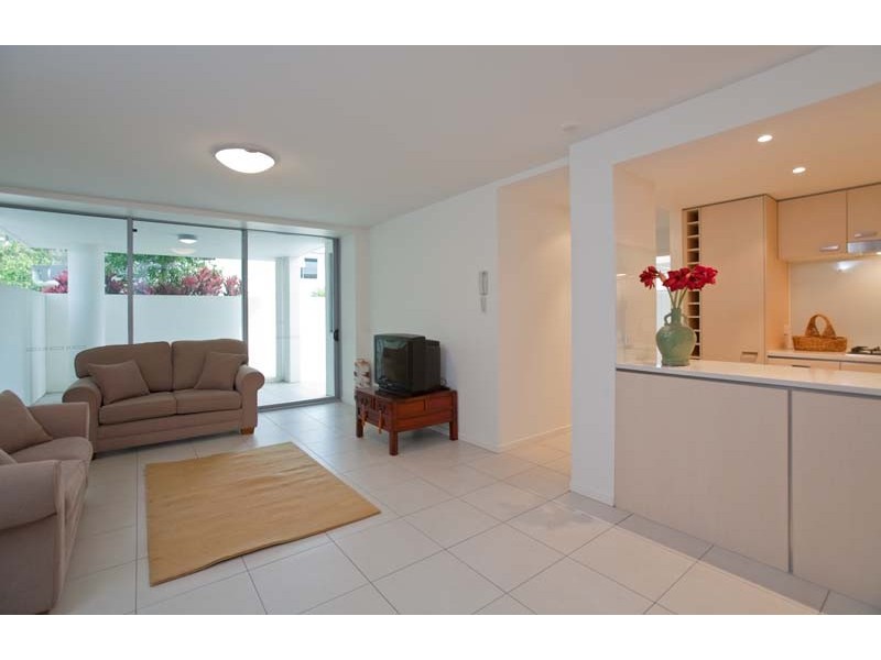 3/13-15 Walsh Street, Milton QLD 4064