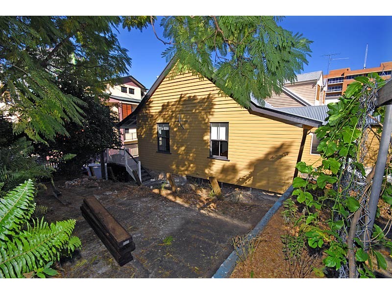 34 Terrace Street, Spring Hill QLD 4000