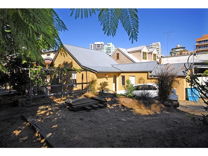 34 Terrace Street, Spring Hill QLD 4000