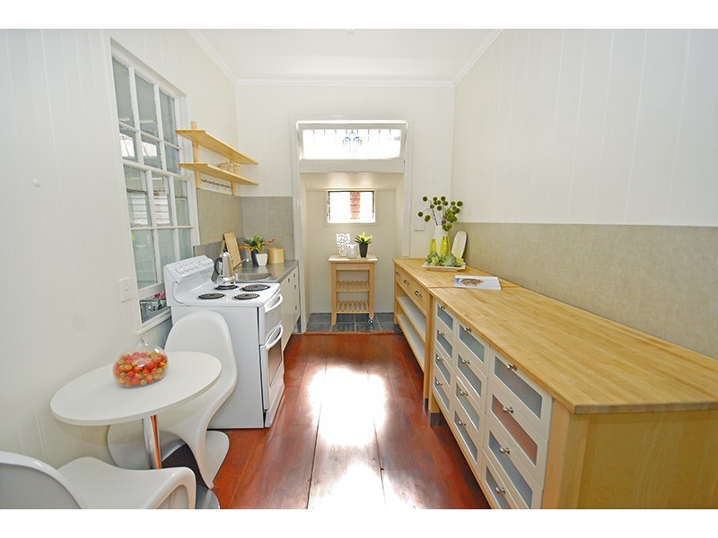 108 Bradley Street, Spring Hill QLD 4000