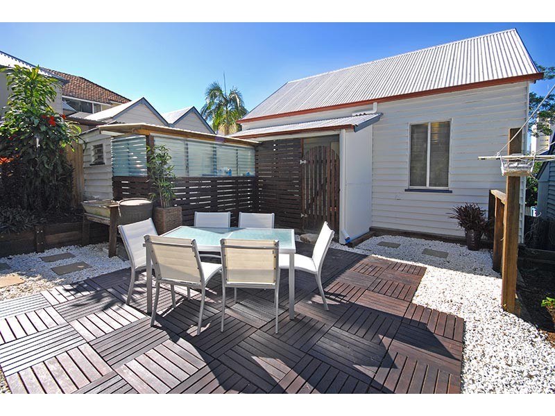 108 Bradley Street, Spring Hill QLD 4000