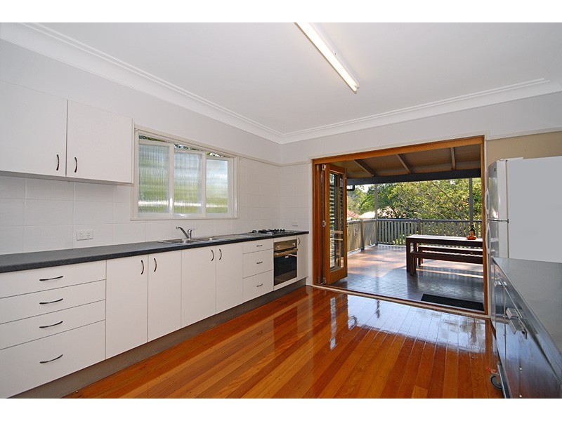 24 Eton Street, Toowong QLD 4066