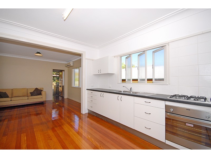 24 Eton Street, Toowong QLD 4066