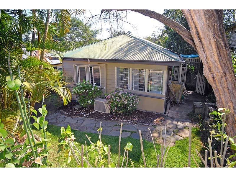 24 Eton Street, Toowong QLD 4066