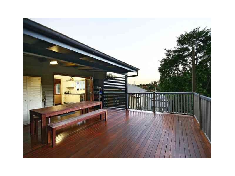 24 Eton Street, Toowong QLD 4066