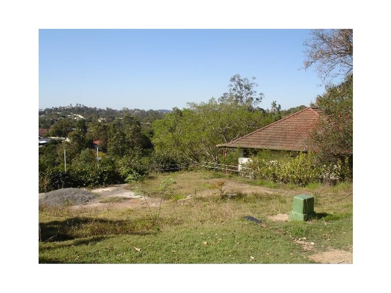 221 Birdwood, Toowong QLD 4066