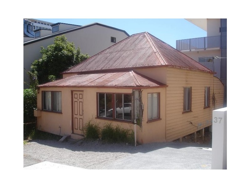 39 Allenby Street, Spring Hill QLD 4000