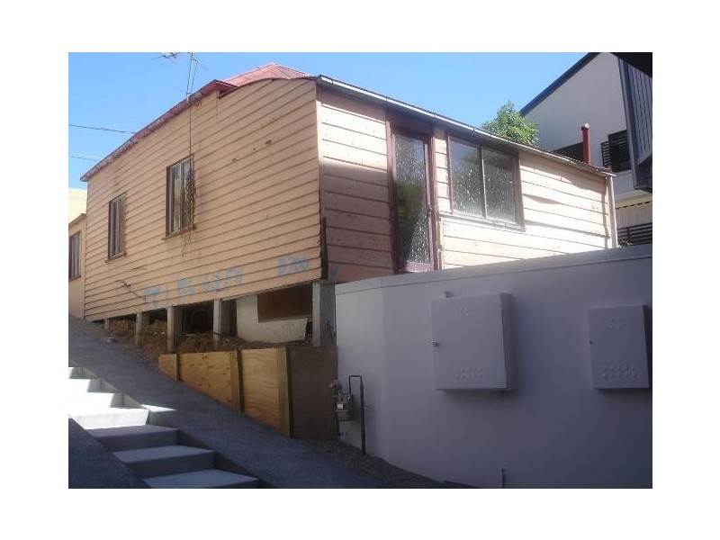 39 Allenby Street, Spring Hill QLD 4000