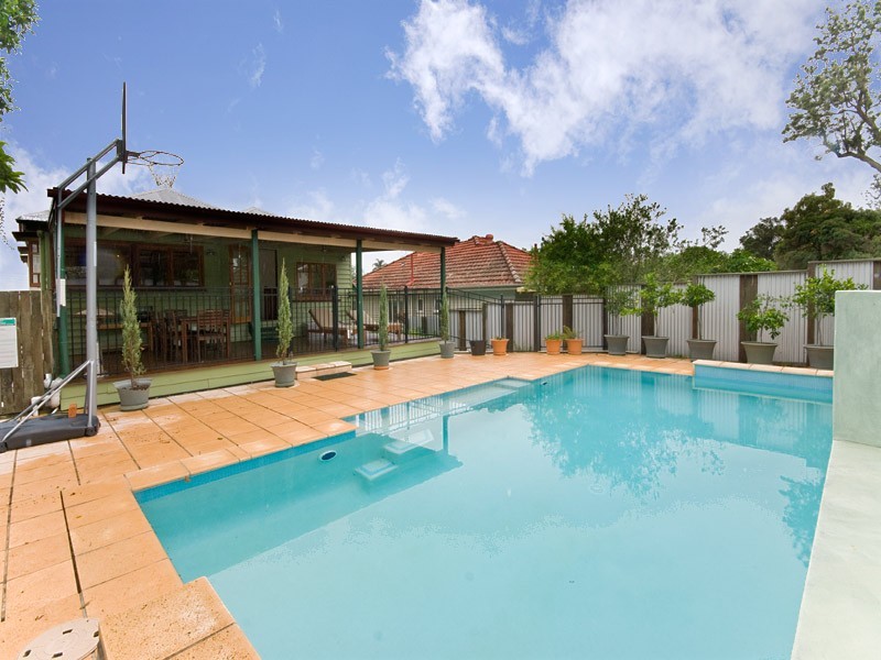 70 Bundah Street, Camp Hill QLD 4152