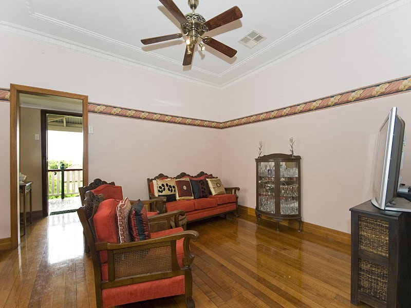 70 Bundah Street, Camp Hill QLD 4152