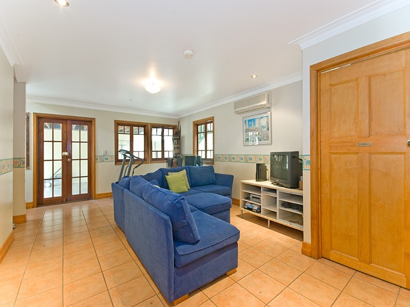 70 Bundah Street, Camp Hill QLD 4152