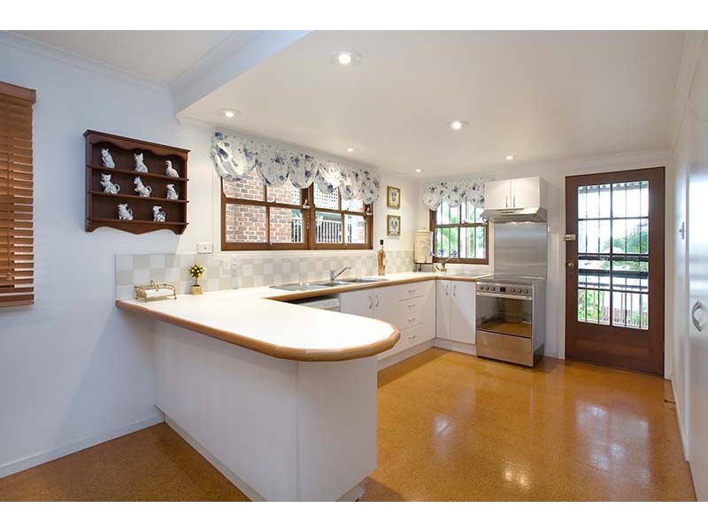 101 Bradley Street, Spring Hill QLD 4000