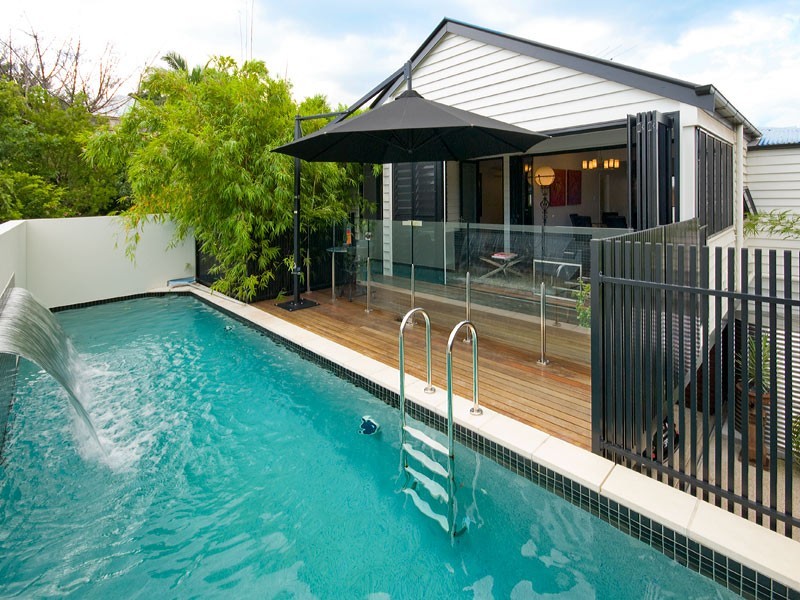 4 Hipwood Street, Spring Hill QLD 4000