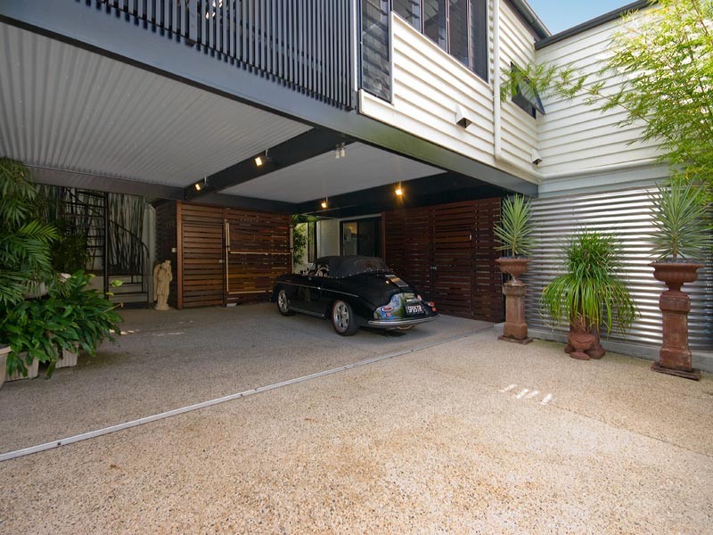 4 Hipwood Street, Spring Hill QLD 4000