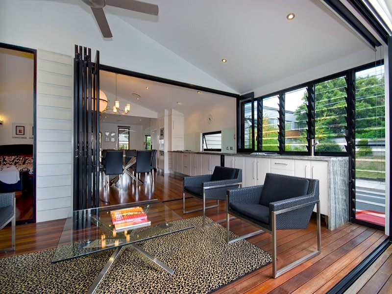 4 Hipwood Street, Spring Hill QLD 4000