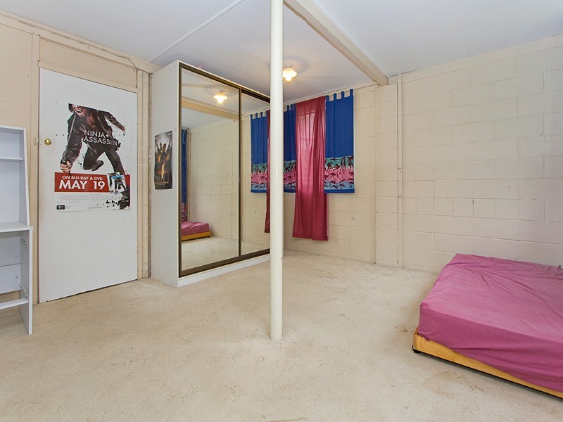 19 Newcomen Street, Indooroopilly QLD 4068