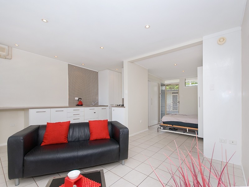 5 / 88  Isaac Street, Spring Hill QLD 4000