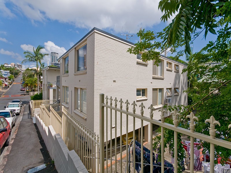 11/88 Isaac Street, Spring Hill QLD 4000