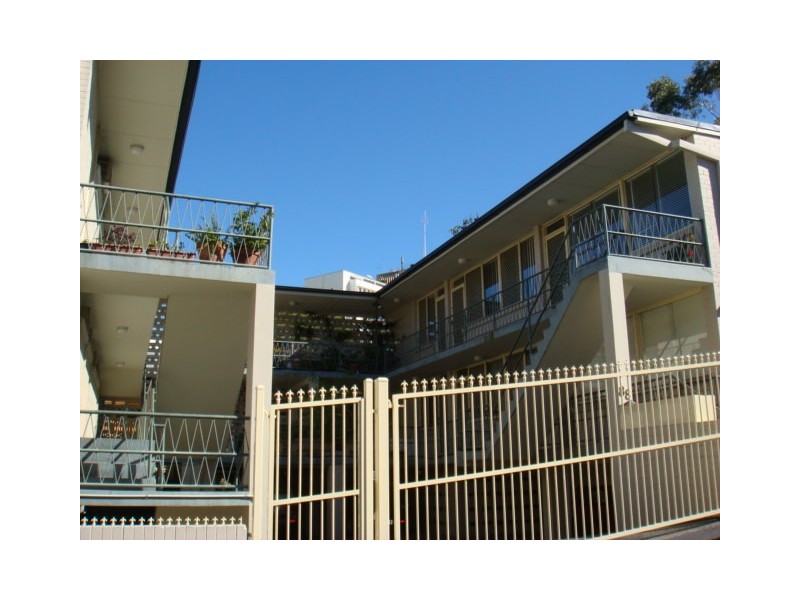 11/88 Isaac Street, Spring Hill QLD 4000