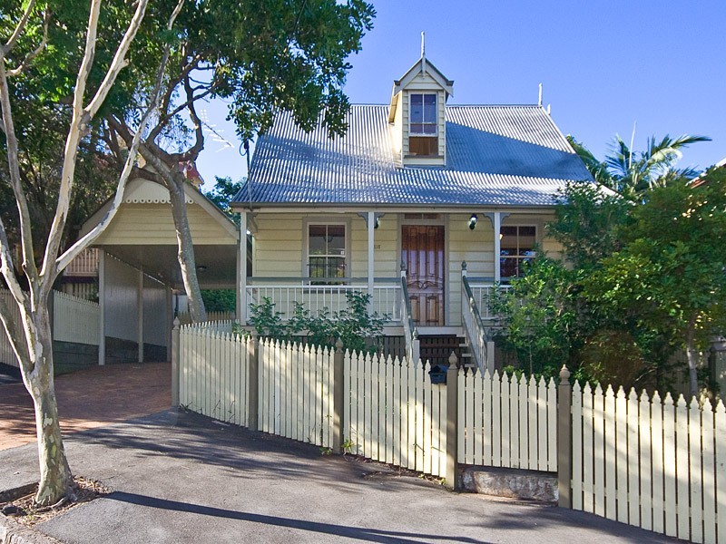 115  ROGERS STREET, Spring Hill QLD 4000