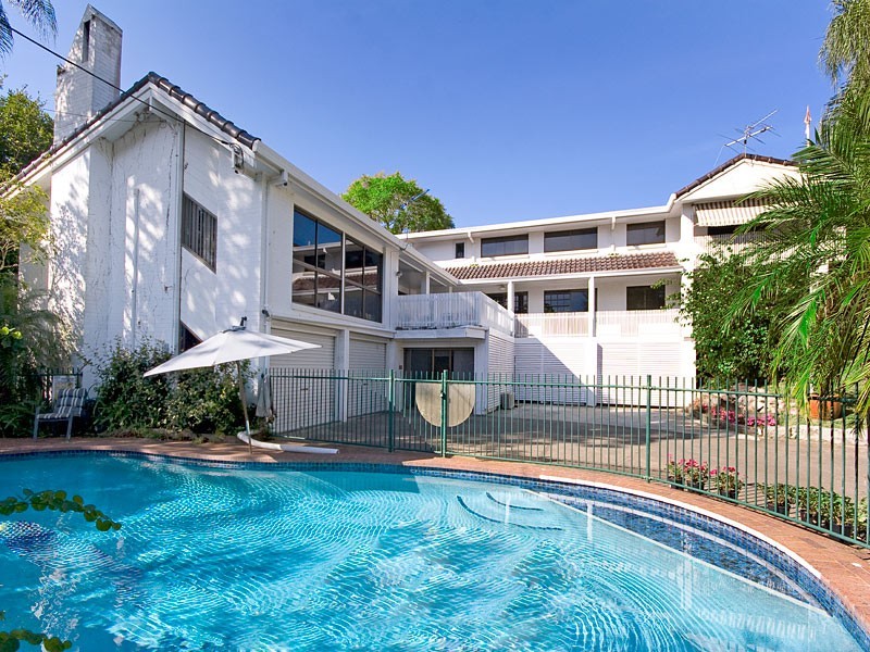 608  Waterworks Road, Ashgrove QLD 4060