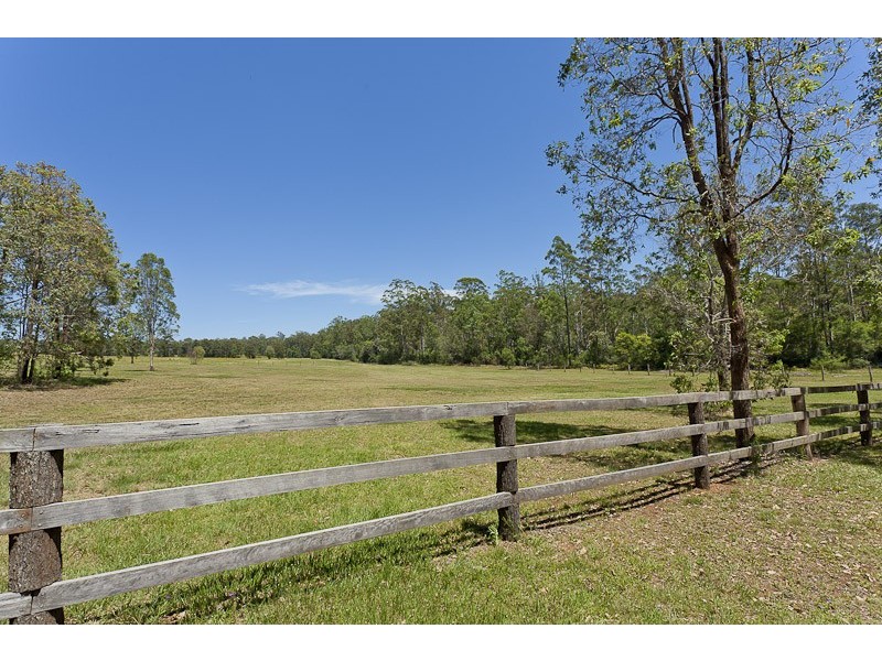 227 Cherry Creek Road, Blackbutt QLD 4306