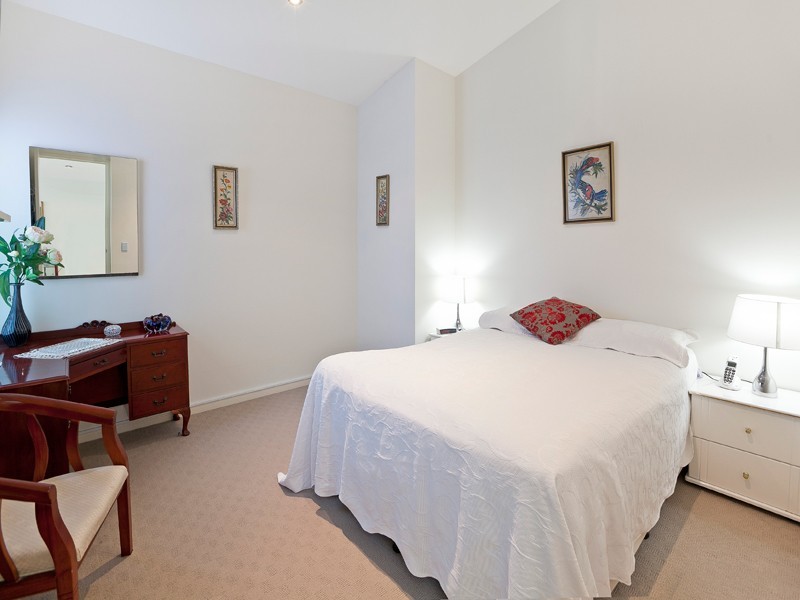 10/51 Lambert Road, Indooroopilly QLD 4068