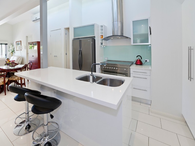 10/51 Lambert Road, Indooroopilly QLD 4068