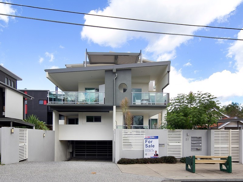 1/51 Lambert Road, Indooroopilly QLD 4068