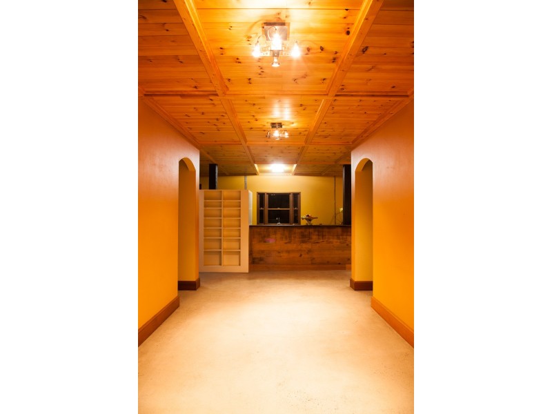 24 York Parade, Spring Hill QLD 4000