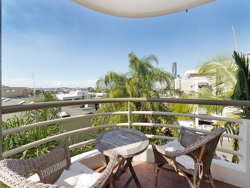 15 / 32-38 Fortescue Street, Spring Hill QLD 4000