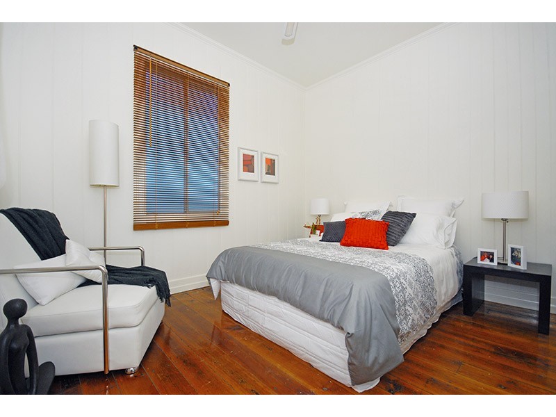 108 Bradley Street, Spring Hill QLD 4000