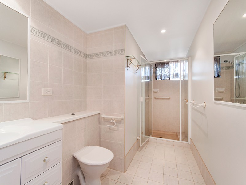 Lot 8 / 32 Swann Road, Taringa QLD 4068