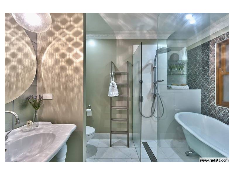 39 Allenby Street, Spring Hill QLD 4000