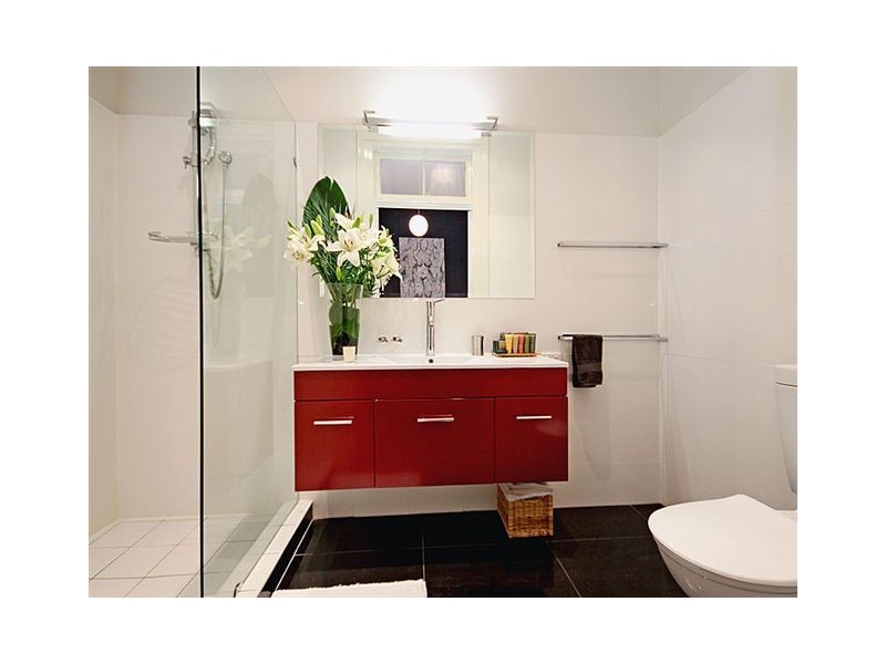 1 Thornbury Street, Spring Hill QLD 4000