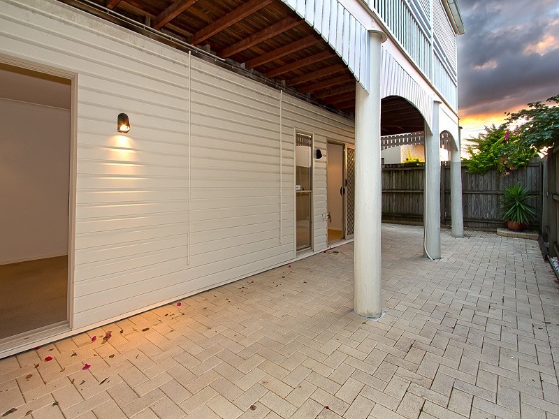 16 Fullerton Street, Red Hill QLD 4059
