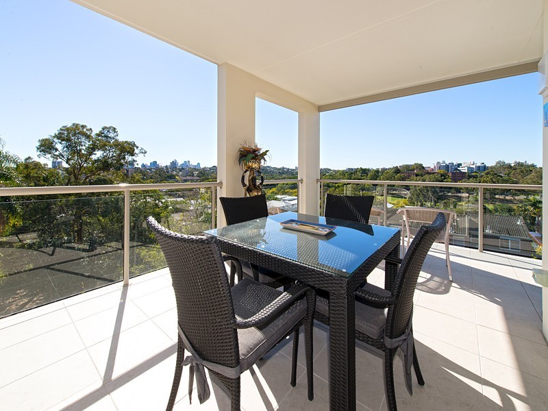 7 / 70 Durham Street, St Lucia QLD 4067