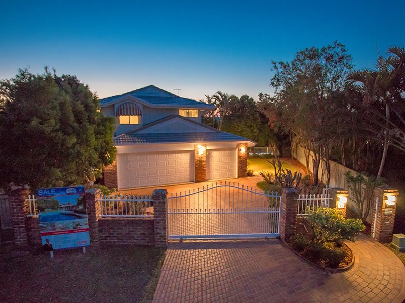 15 Peach Place, Middle Park QLD 4074