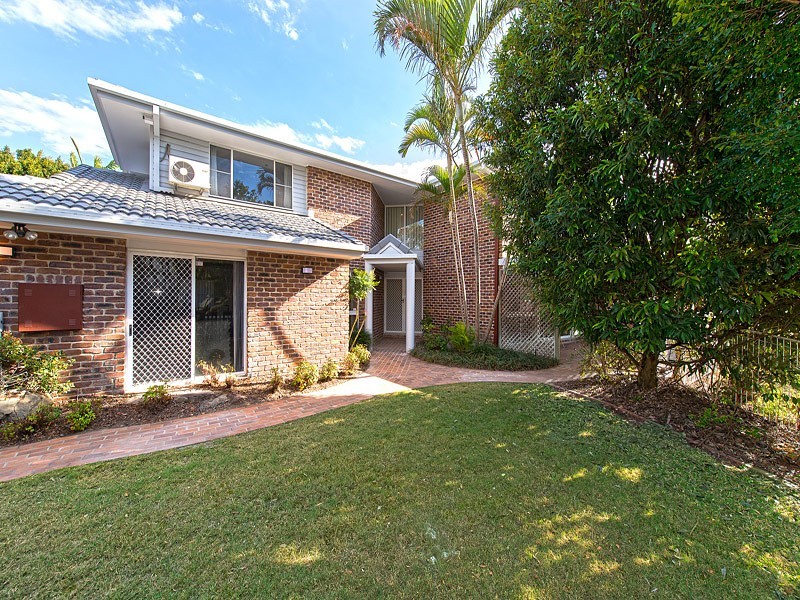 15 Peach Place, Middle Park QLD 4074