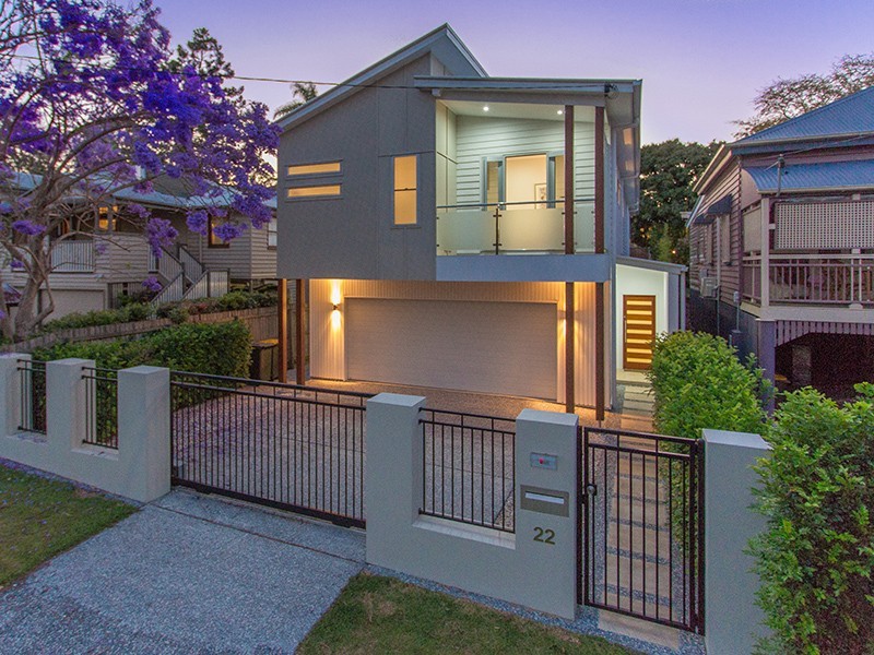 22 Dean Street, Red Hill QLD 4059