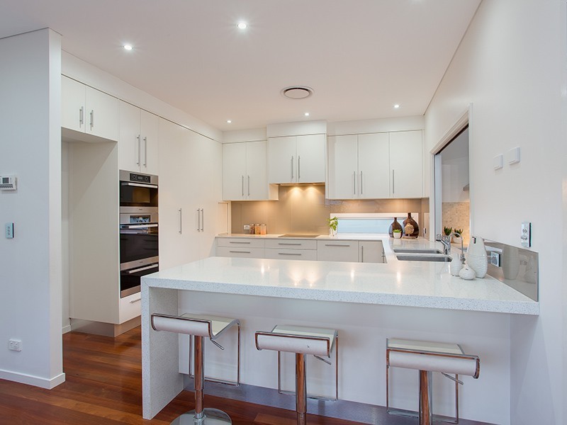 22 Dean Street, Red Hill QLD 4059