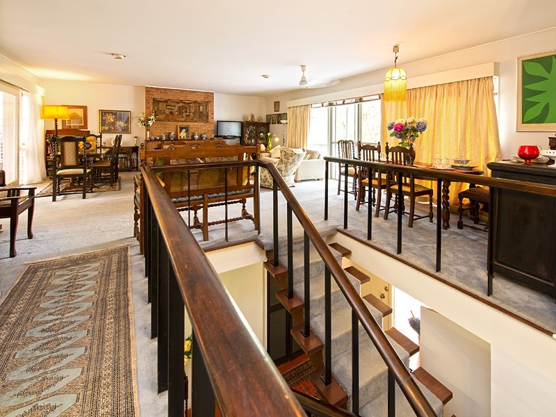 51 Hillside Terrace, St Lucia QLD 4067