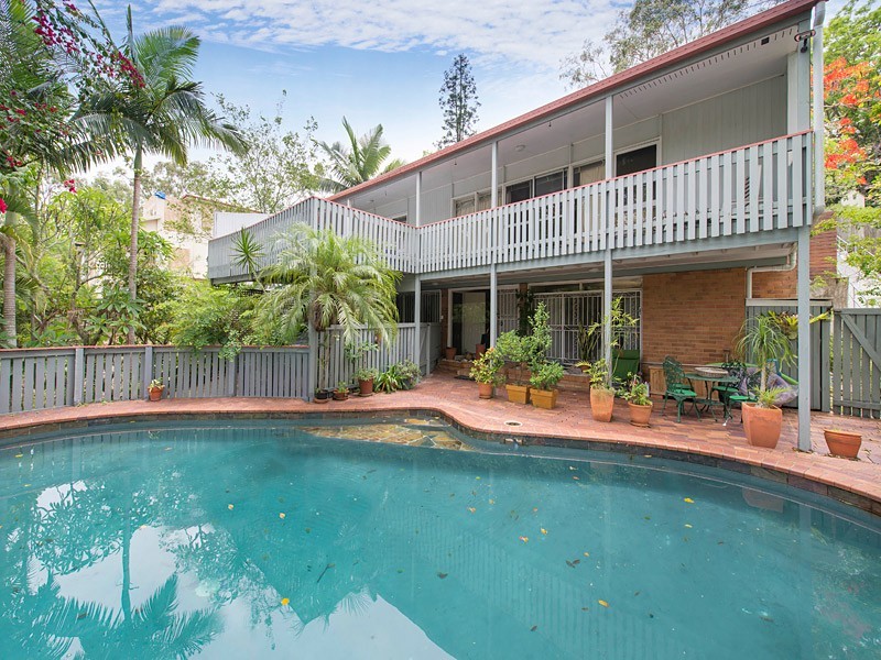 51 Hillside Terrace, St Lucia QLD 4067