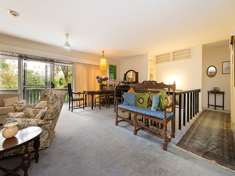 51 Hillside Terrace, St Lucia QLD 4067