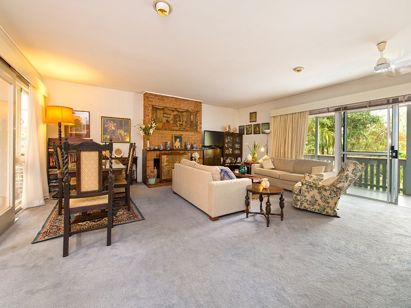 51 Hillside Terrace, St Lucia QLD 4067