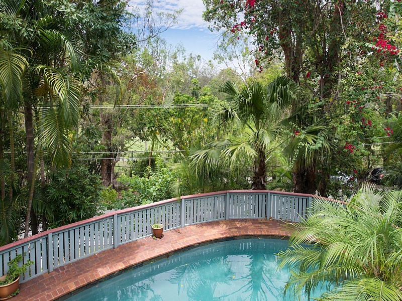 51 Hillside Terrace, St Lucia QLD 4067