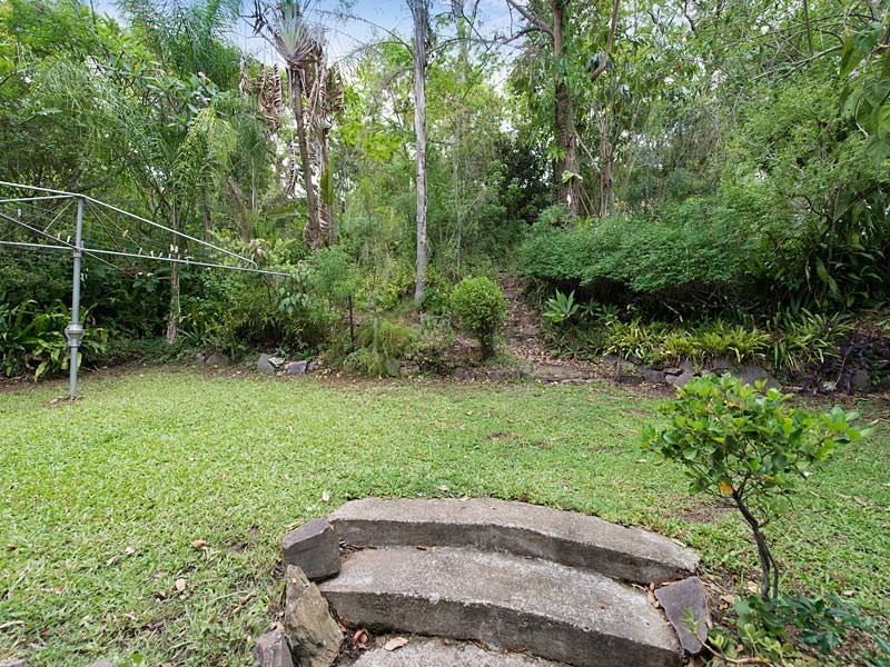 51 Hillside Terrace, St Lucia QLD 4067