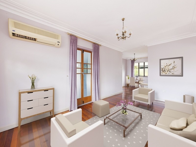 11 Camira Street, St Lucia QLD 4067